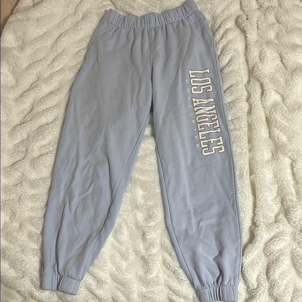 Hollister High-Rise Sweatpants in Soft Blue